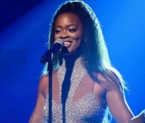 Ari Lennox treedt op op Jimmy Fallon met haar van Indique!