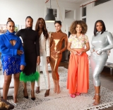 Claire Sulmers en The Bomb Fashion Show te zien in NY Live met Dihiana Perez